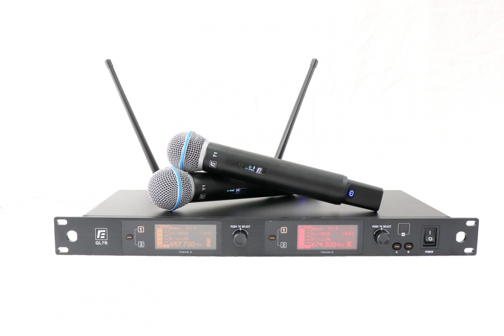 RFIntell QL7R/T1-B 720,500-754,000 МГц 2-канальная радиосистема с 2-мя ручными микрофонами в Губкине